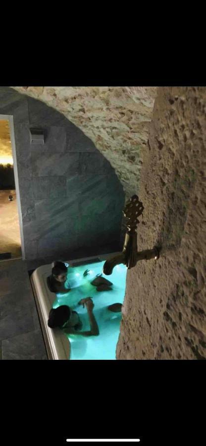 Jaccuzi & Spa Des Caves Stanislas Nancy Bagian luar foto